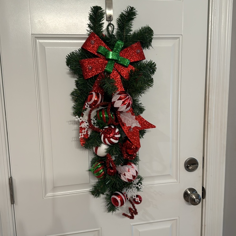 Christmas swag - Picture 2 of 9